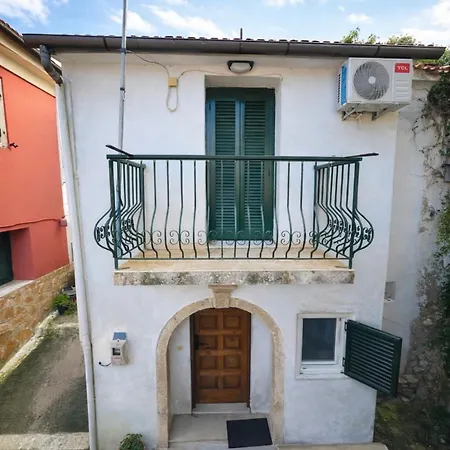 Holiday home Kathryns Sinarades